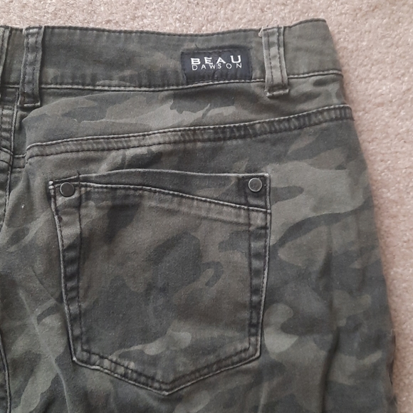 Pants - Picture 6 of 6